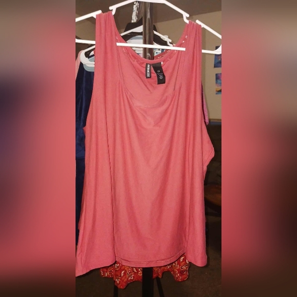 Kristin Nicole Women's Red Sleeveless Tank Top 2x. A-24 - Picture 1 of 5